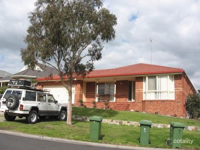 4 Garden Ct, Berwick, VIC 3806