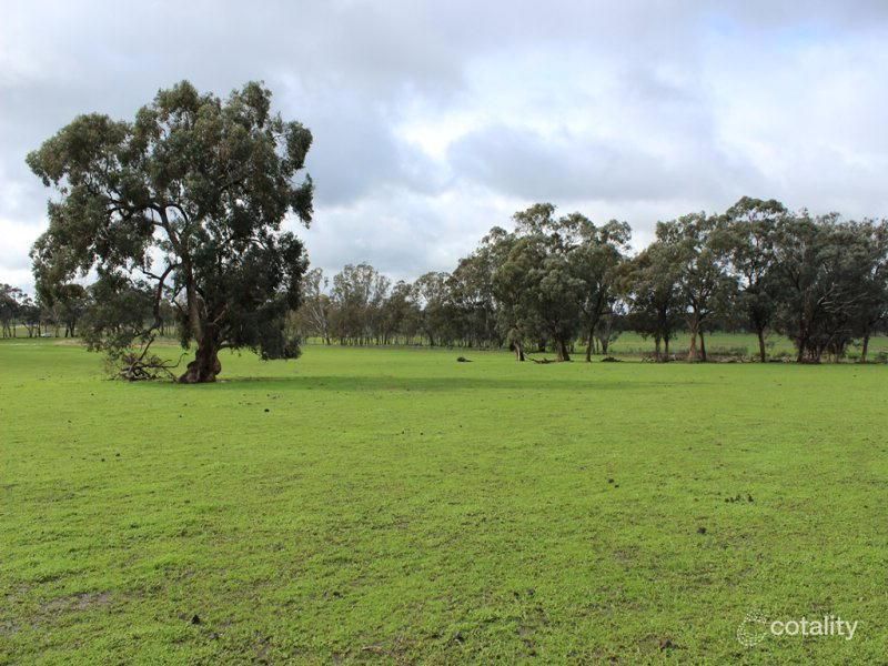 212 Plozzas Rd, Upotipotpon, VIC 3669