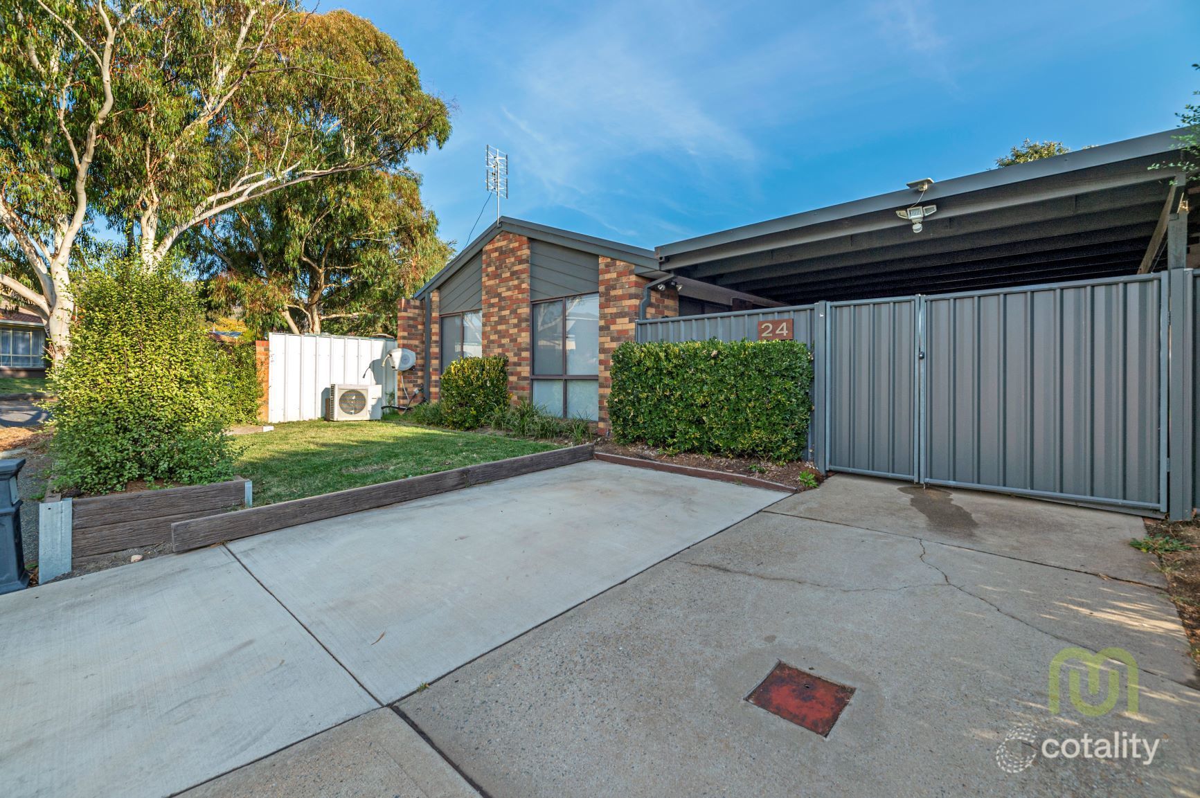 24 Perrin Cct, Banks, ACT 2906