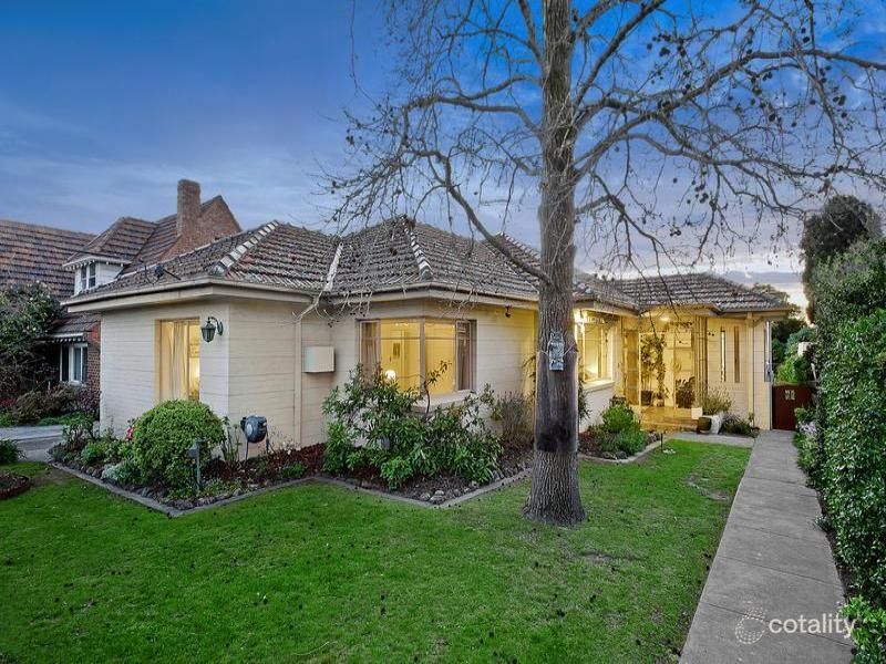11 Castella St, Ivanhoe East, VIC 3079
