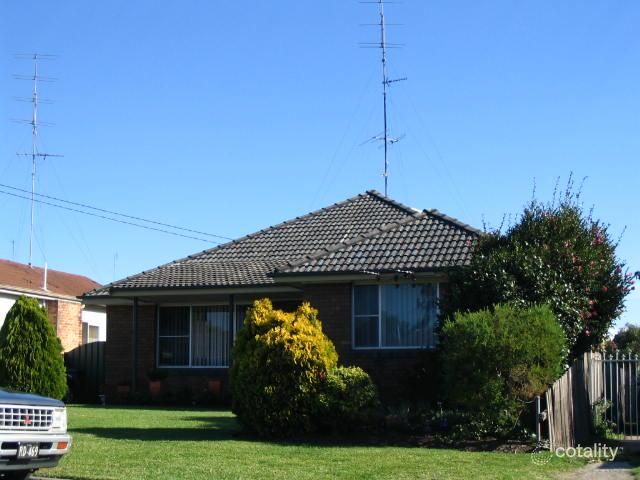 23 Walker St, Warners Bay, NSW 2282