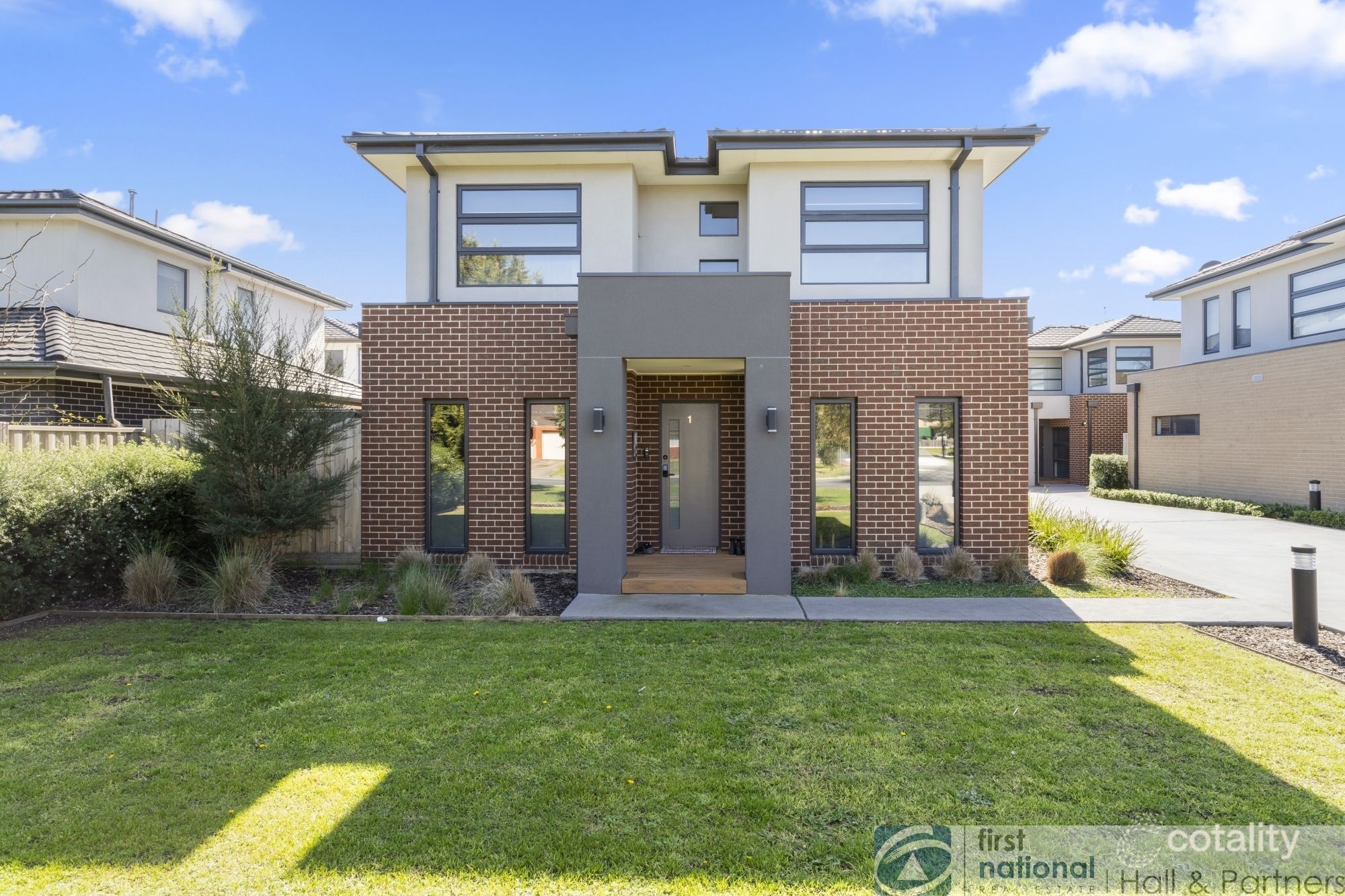 1 Flame Robin Pl, Endeavour Hills, VIC 3802