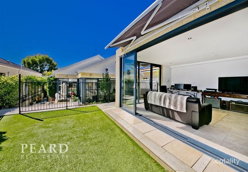 245a Weaponess Rd, Wembley Downs, WA 6019