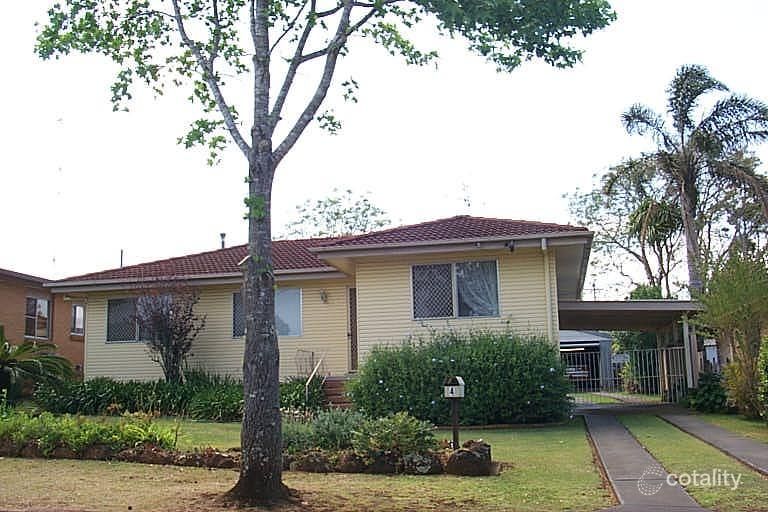 4 Farr St, Kearneys Spring, QLD 4350