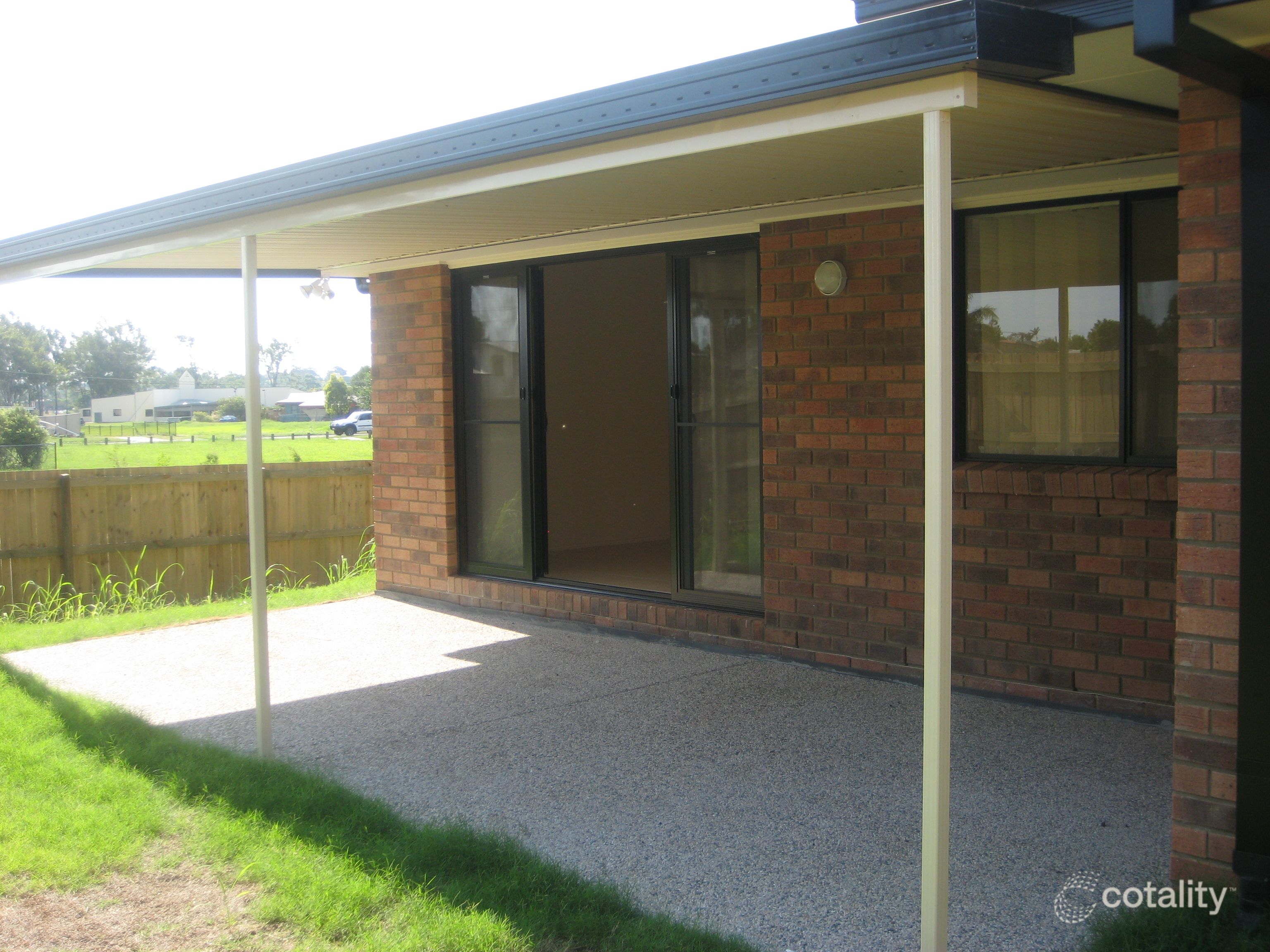 3 Pencarrow Cres, Raceview, QLD 4305