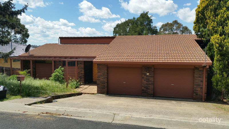 21 Laurence Ave, Armidale, NSW 2350