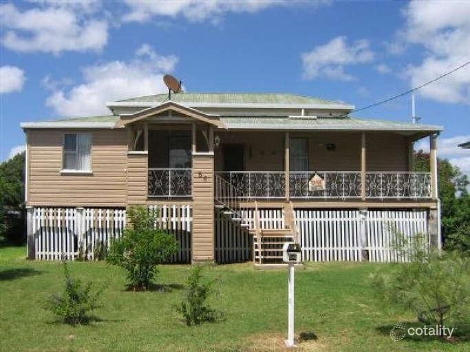 56 Hickey St, Jandowae, QLD 4410