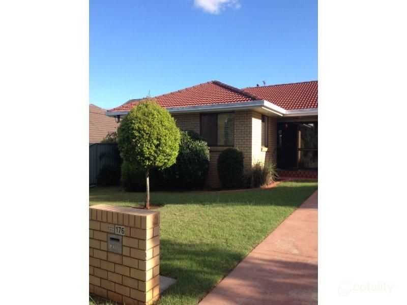 176 Alderley St, Centenary Heights, QLD 4350