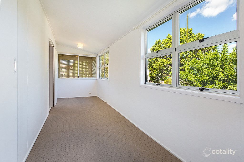 15 Briggs Rd, Ipswich, QLD 4305