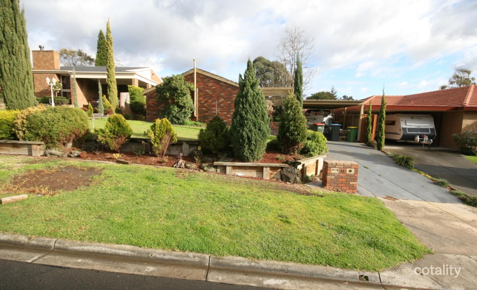 11 Carisbrooke Ct, Wantirna, VIC 3152