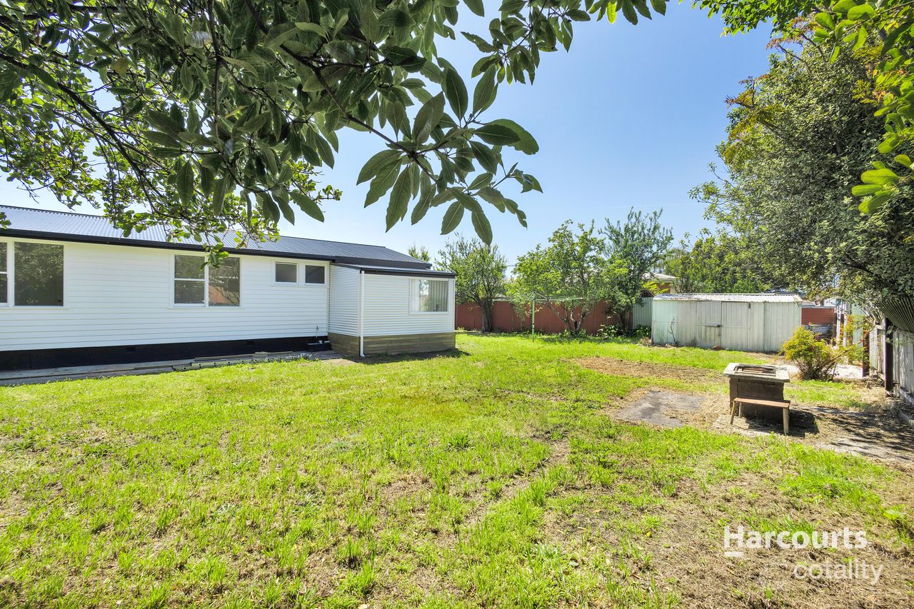 8 Maple Cres, Wynyard, TAS 7325