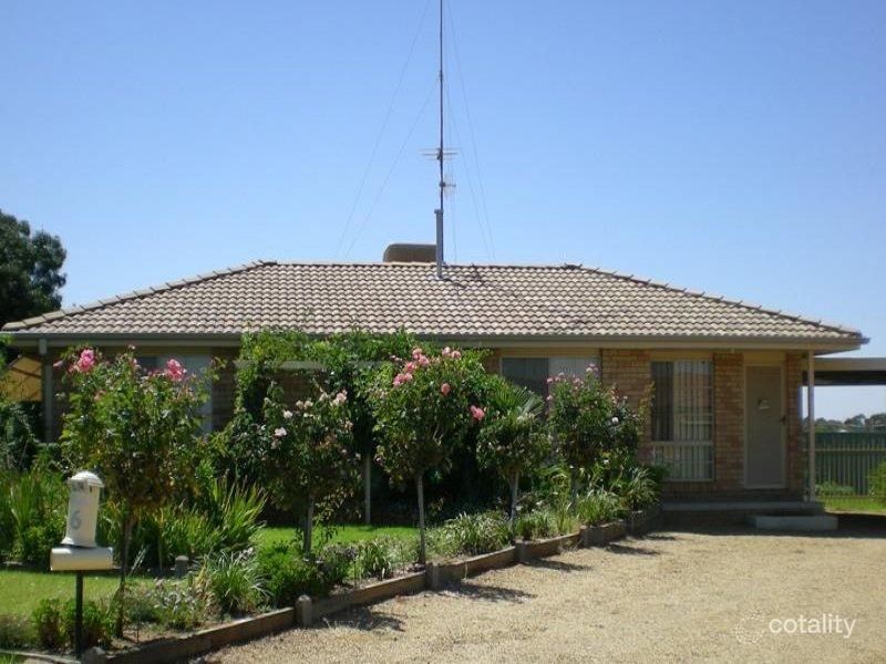 6 Graves Pl, Griffith, NSW 2680