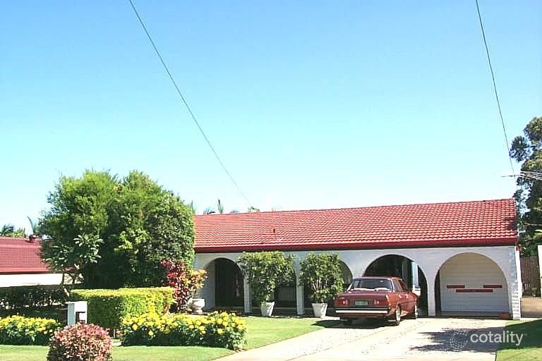 6 Wootton Cres, Springwood, QLD 4127