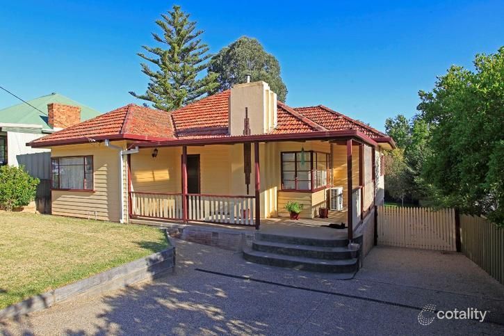 231 Bernhardt St, East Albury, NSW 2640