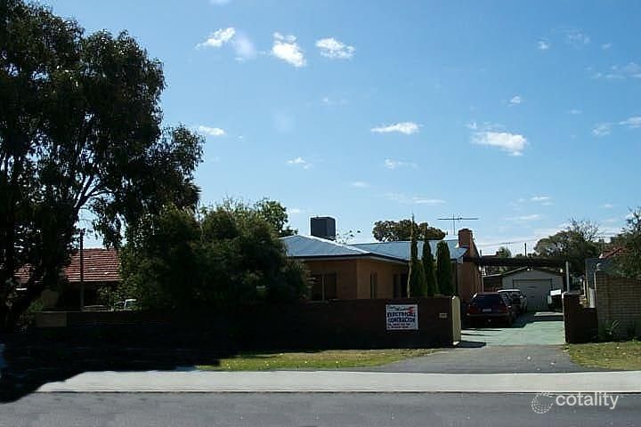 42 Counsel Rd, Coolbellup, WA 6163