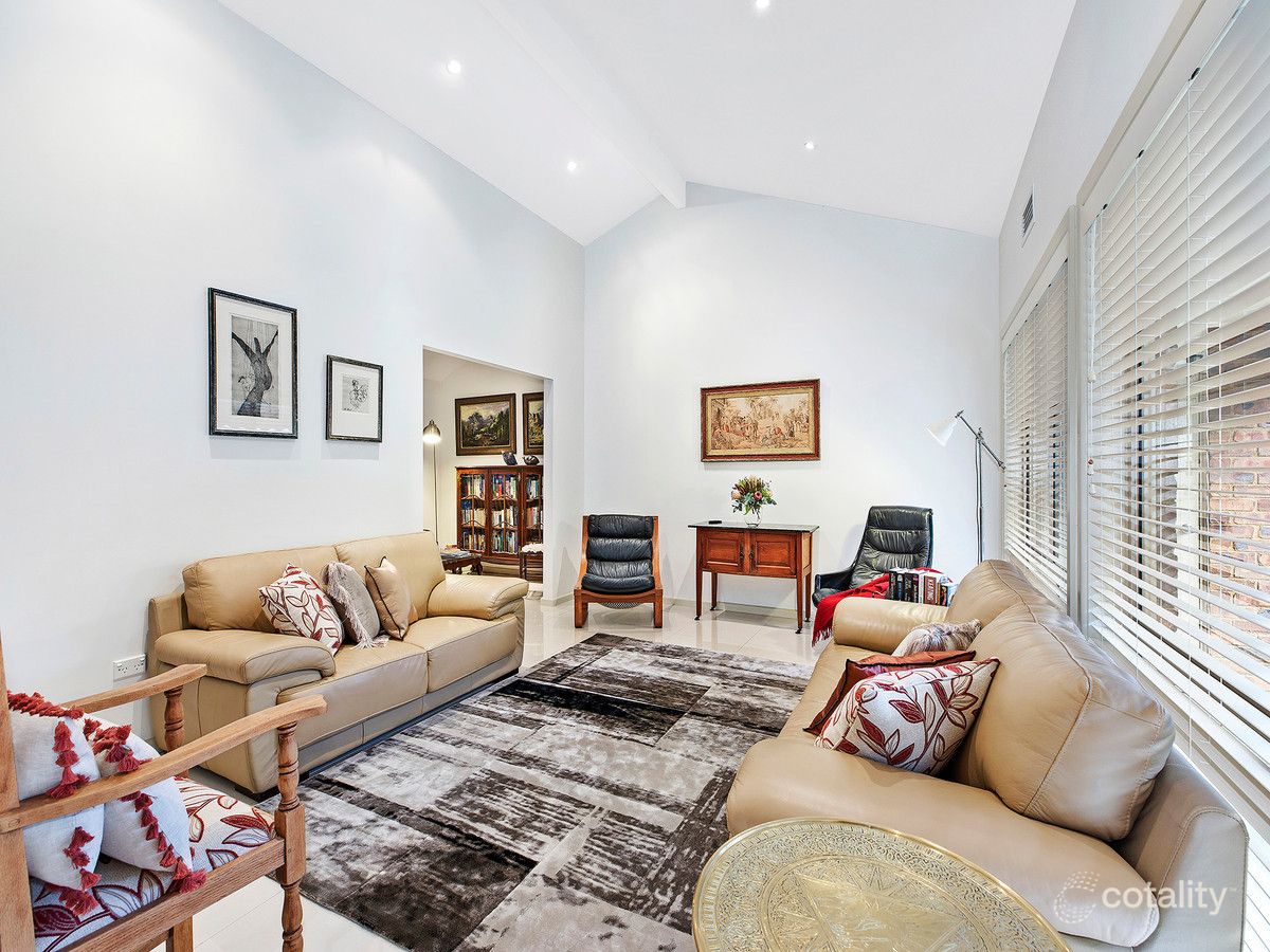 31 Strand Ave, Narara, NSW 2250