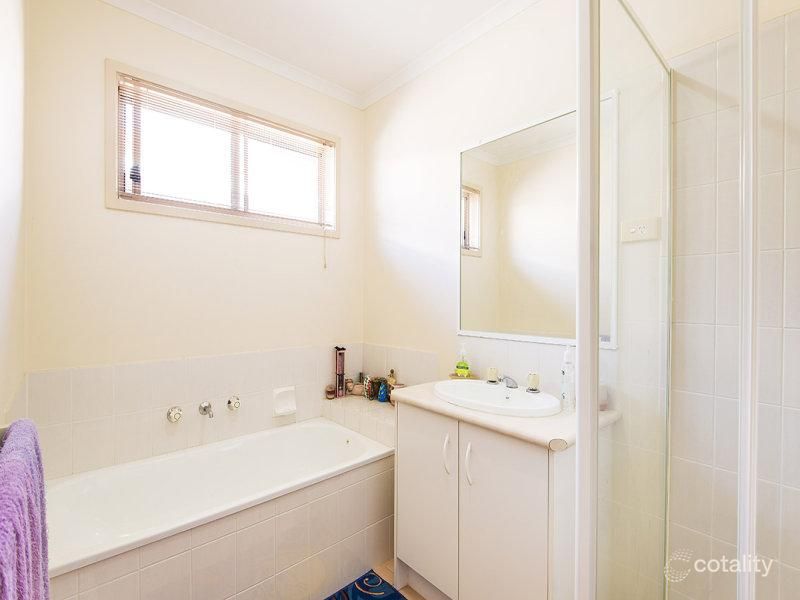 8 Barina Way, Mill Park, VIC 3082