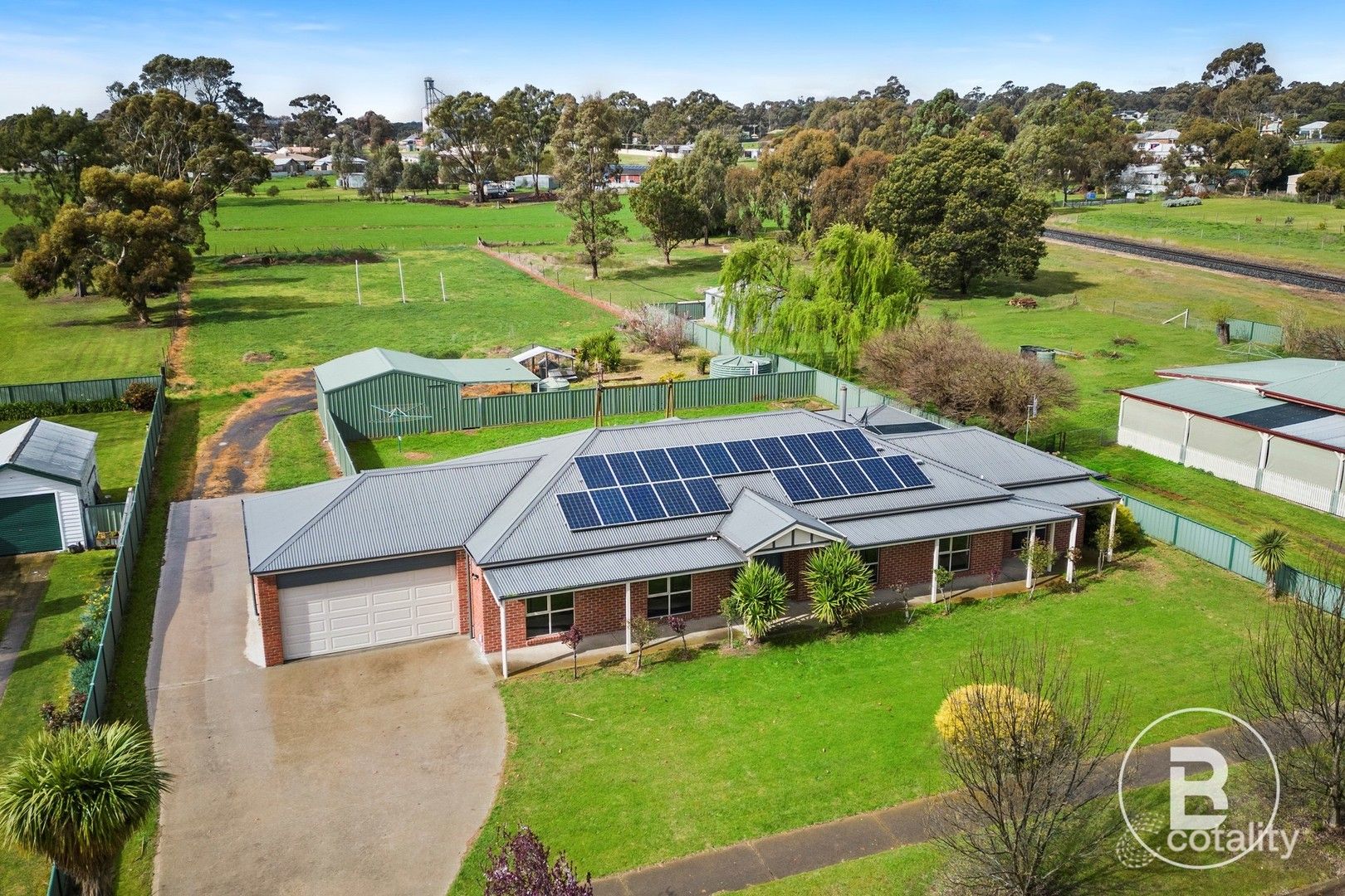 206 High St, Avoca, VIC 3467