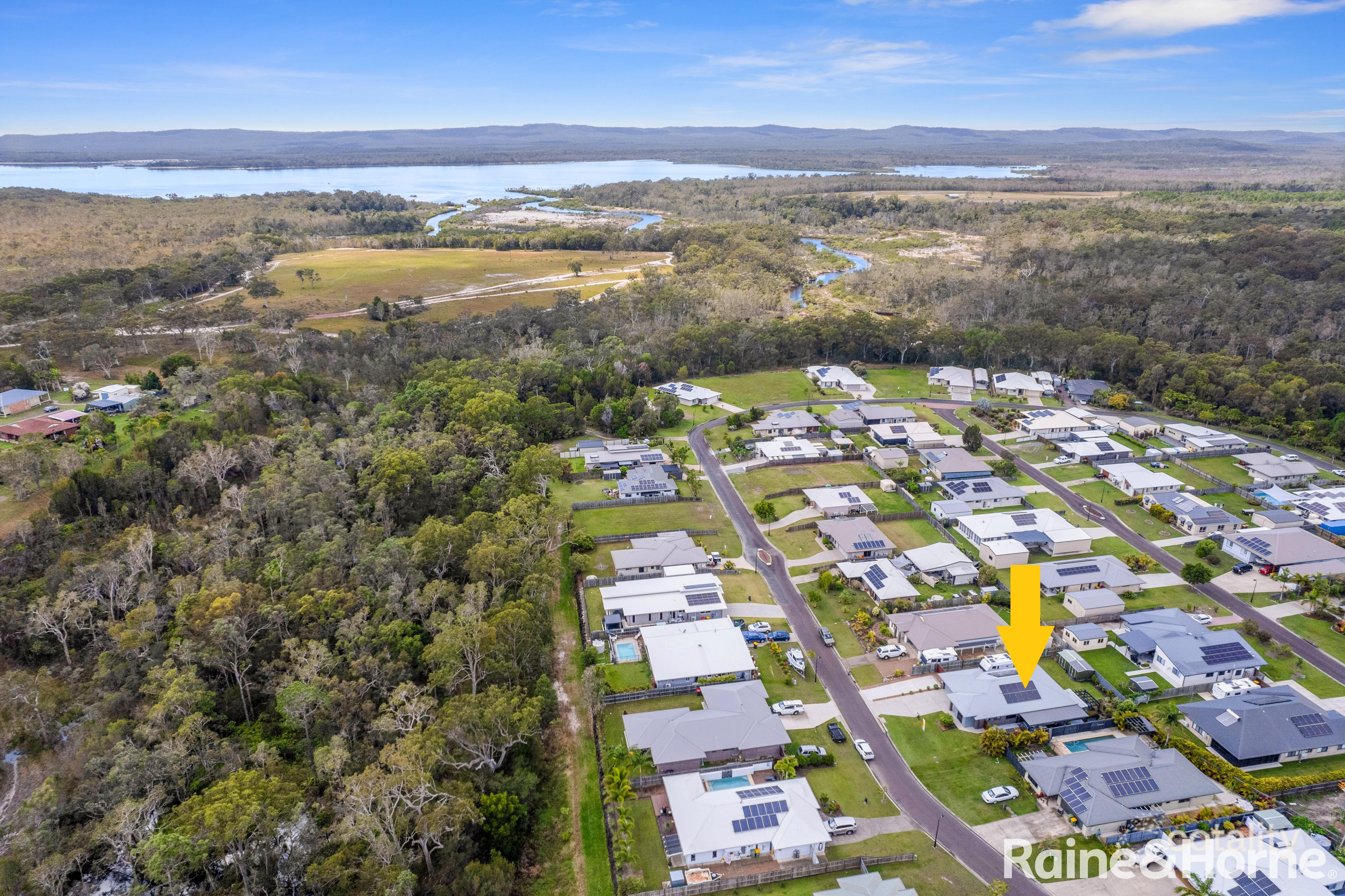 8 Habitat Cct, Cooloola Cove, QLD 4580