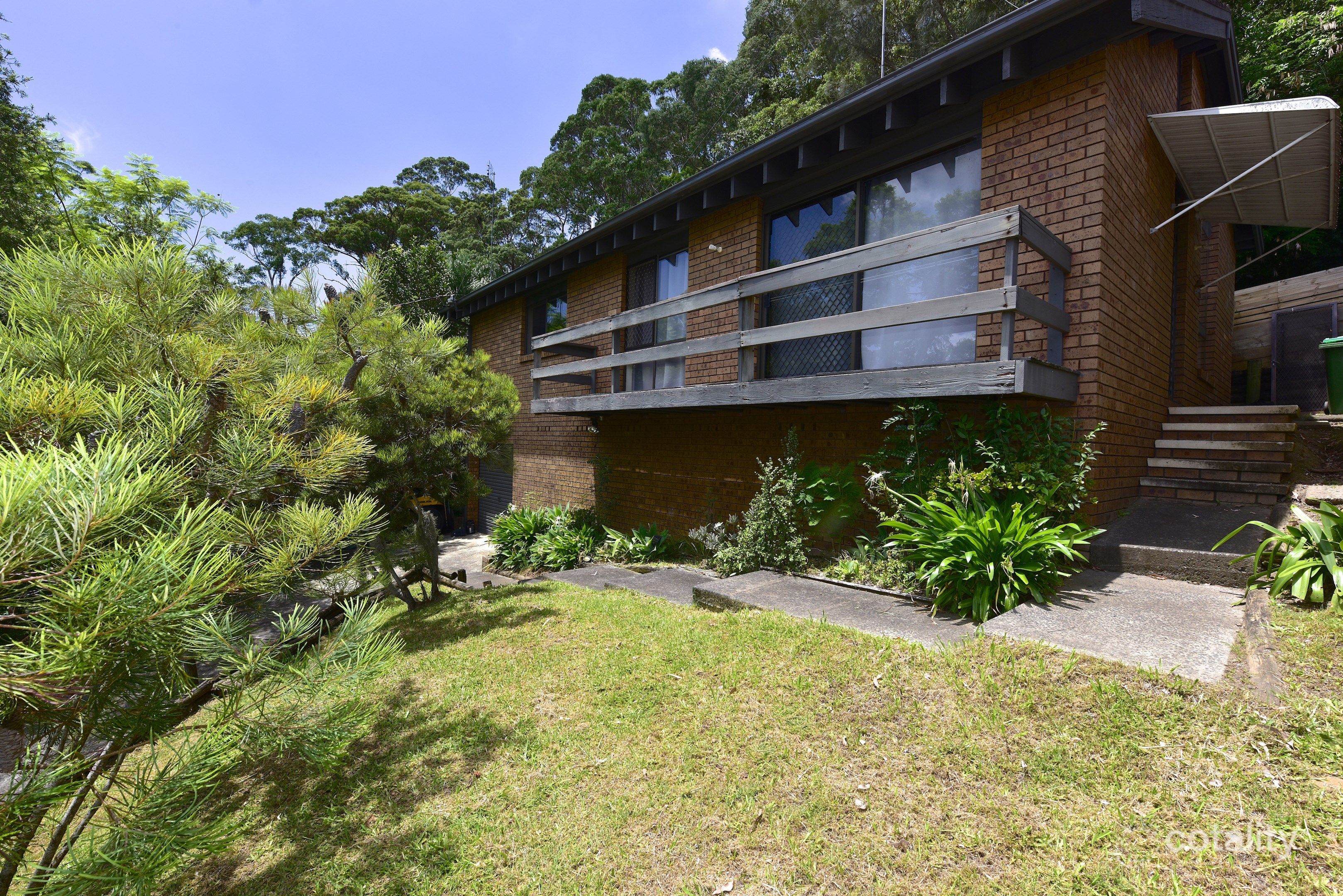 10 Mindaree Ave, Wyoming, NSW 2250