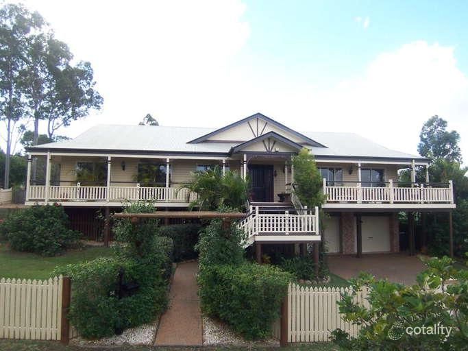 35 Bishop St, Forest Lake, QLD 4078