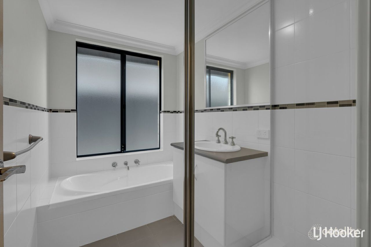 40b Orpington St, Cloverdale, WA 6105