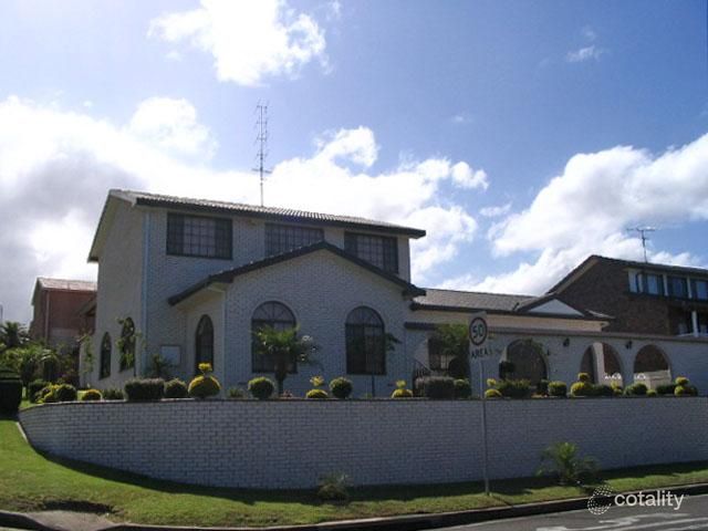 1 Kingfisher Pl, Barrack Heights, NSW 2528