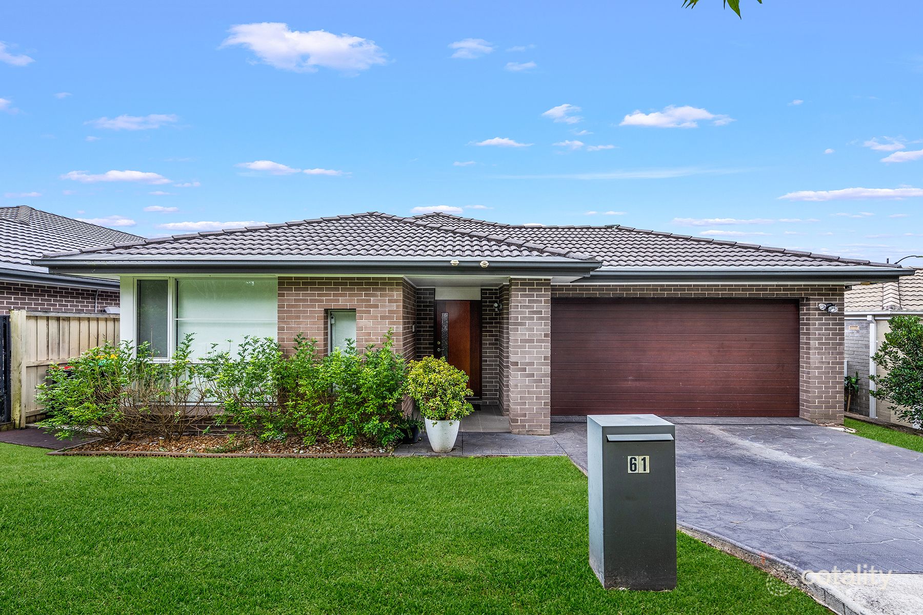 61 Robey Ave, Middleton Grange, NSW 2171