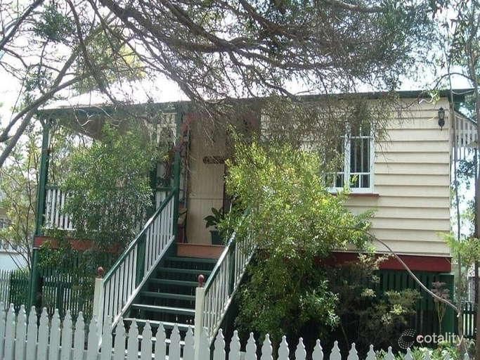 19 Alexander Rd, Oxley, QLD 4075