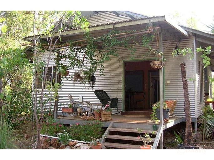 11 Pak Pl, Wagait Beach, NT 0822