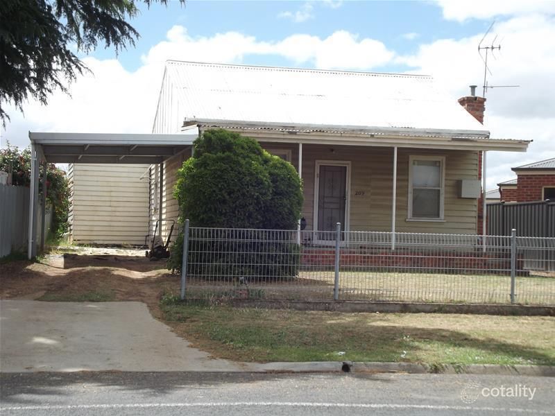209 Gladstone St, Maryborough, VIC 3465