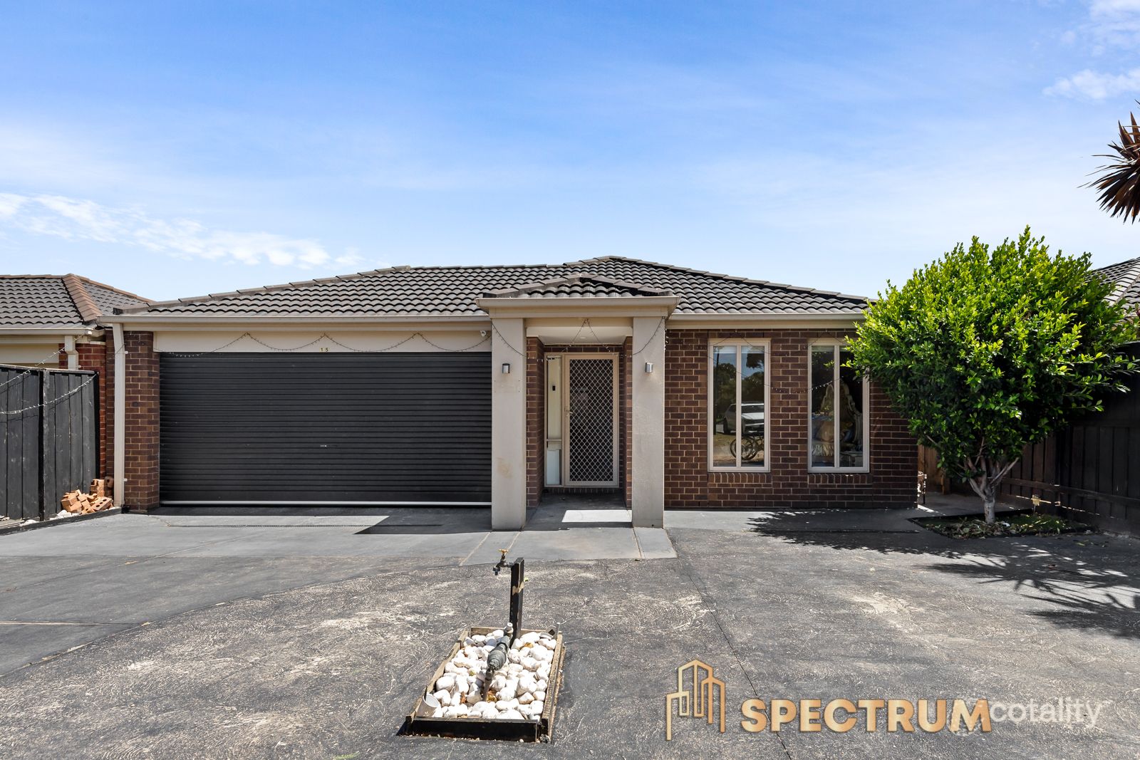 15 Penshurst Way, Cranbourne North, VIC 3977