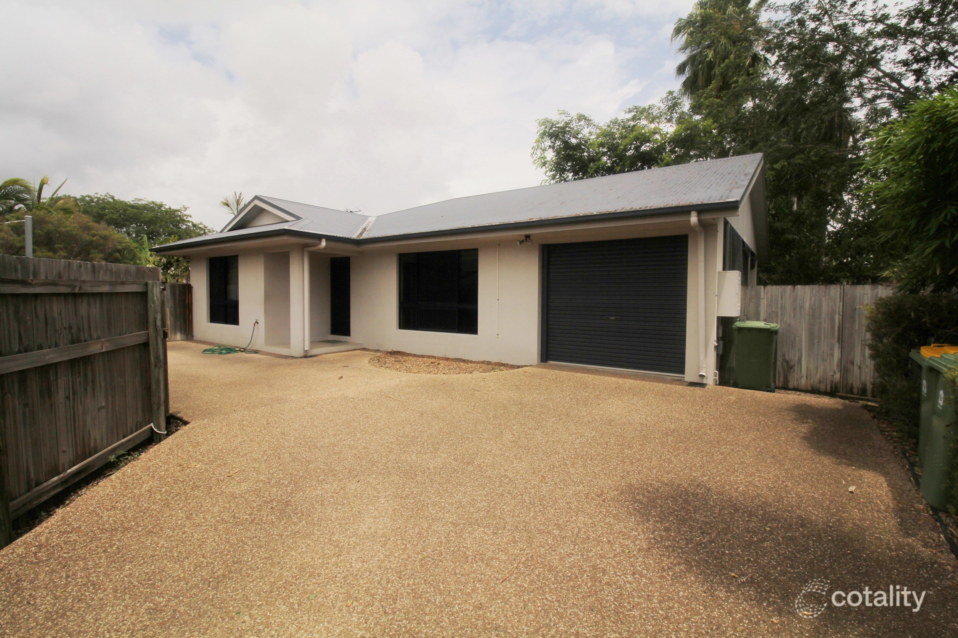 30a Sherriff St, Hermit Park, QLD 4812