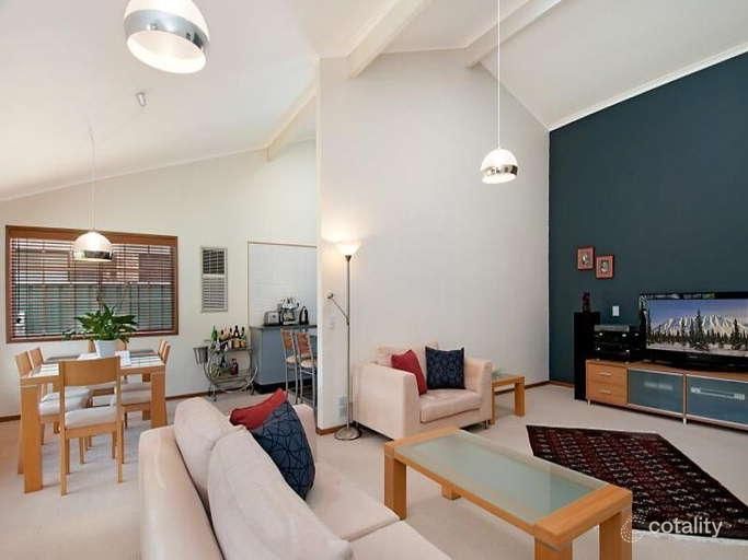 11 Fleet St, Umina Beach, NSW 2257