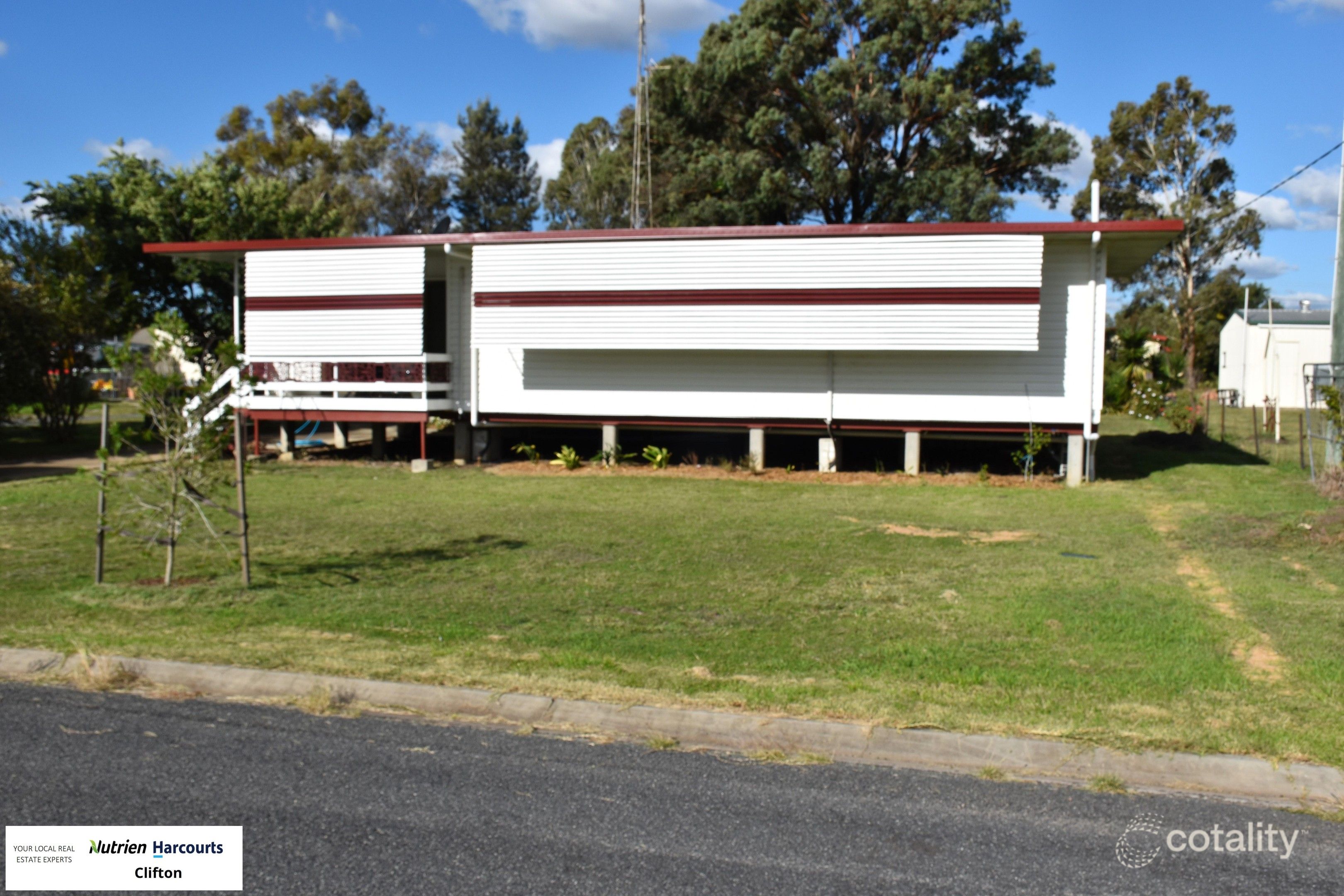 19 Gillam St, Clifton, QLD 4361