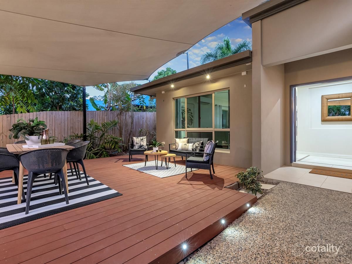 17 John Malcolm St, Redlynch, QLD 4870