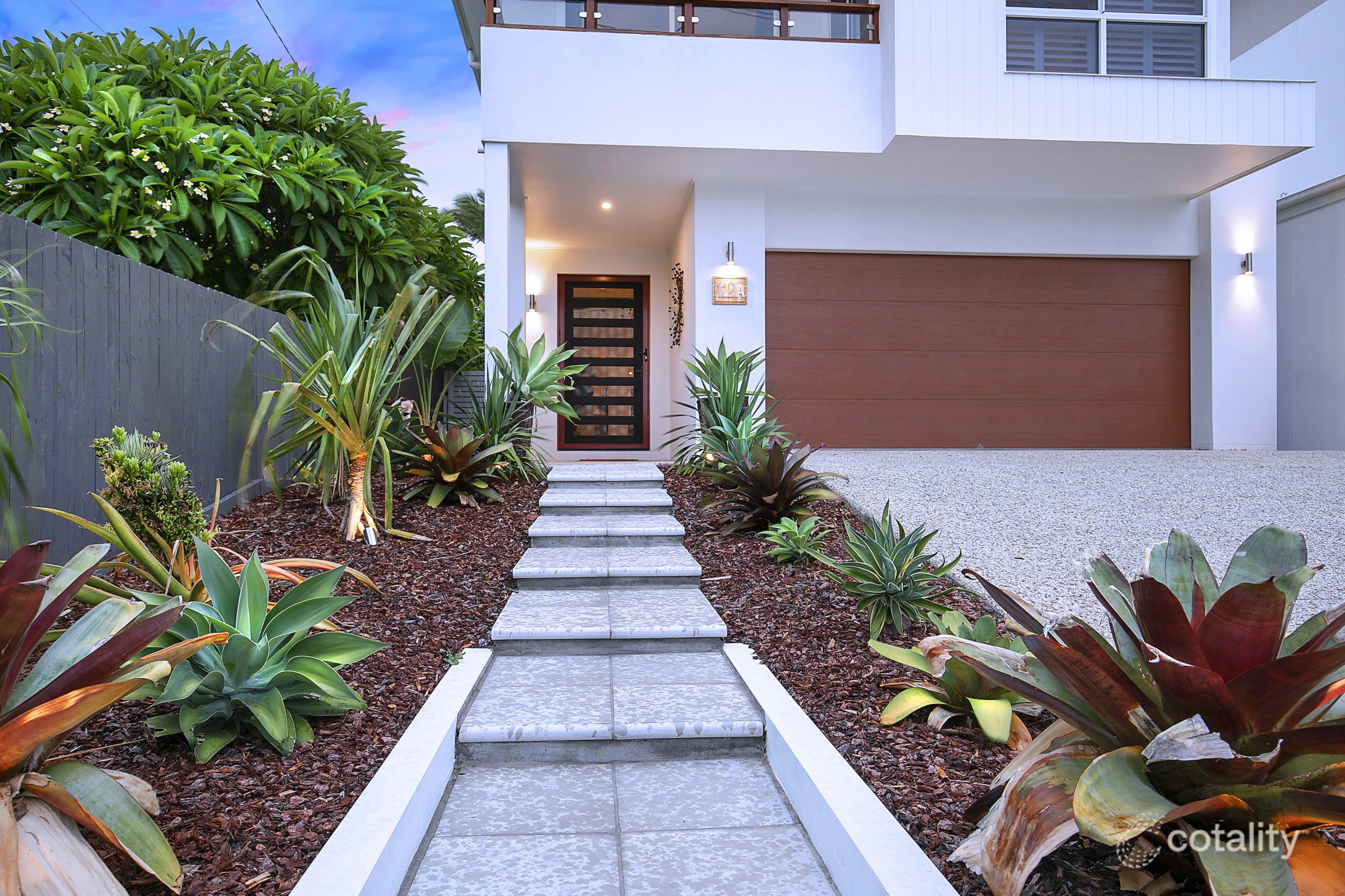 12a Palmtree Ave, Scarborough, QLD 4020