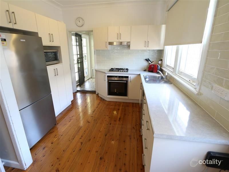 4 Renshaw Ave, Singleton, NSW 2330