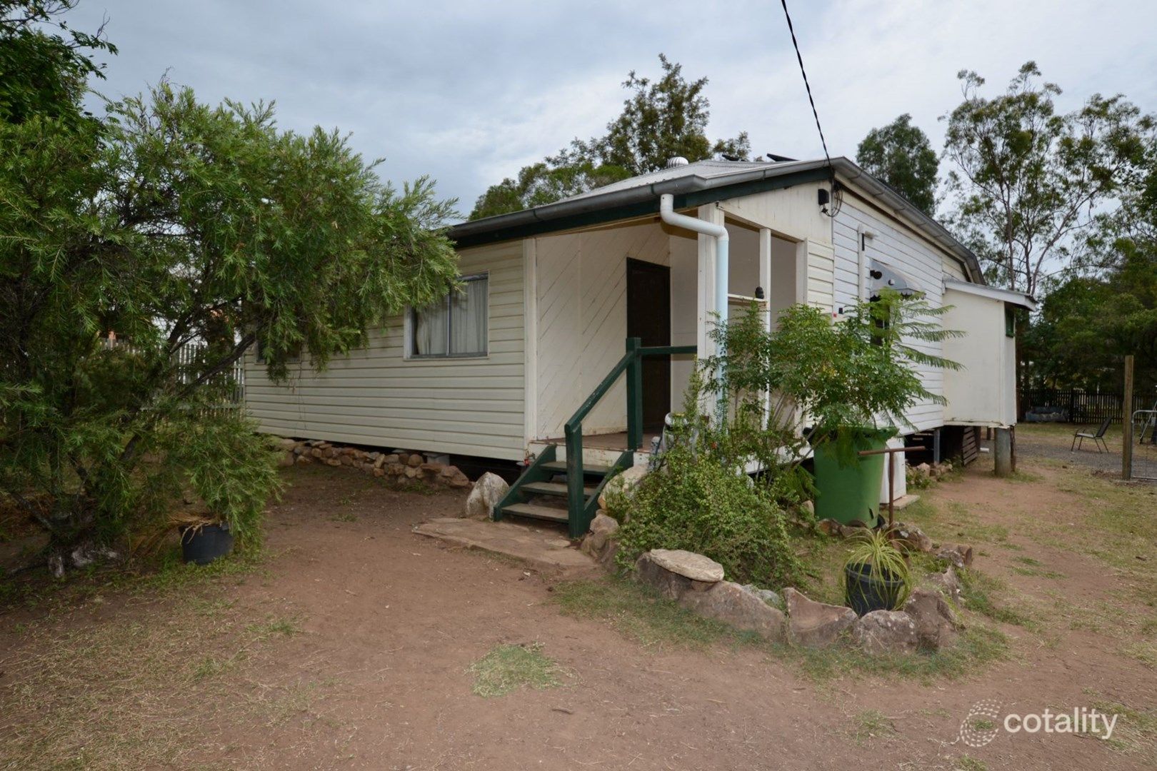 11 Barbour St, Esk, QLD 4312