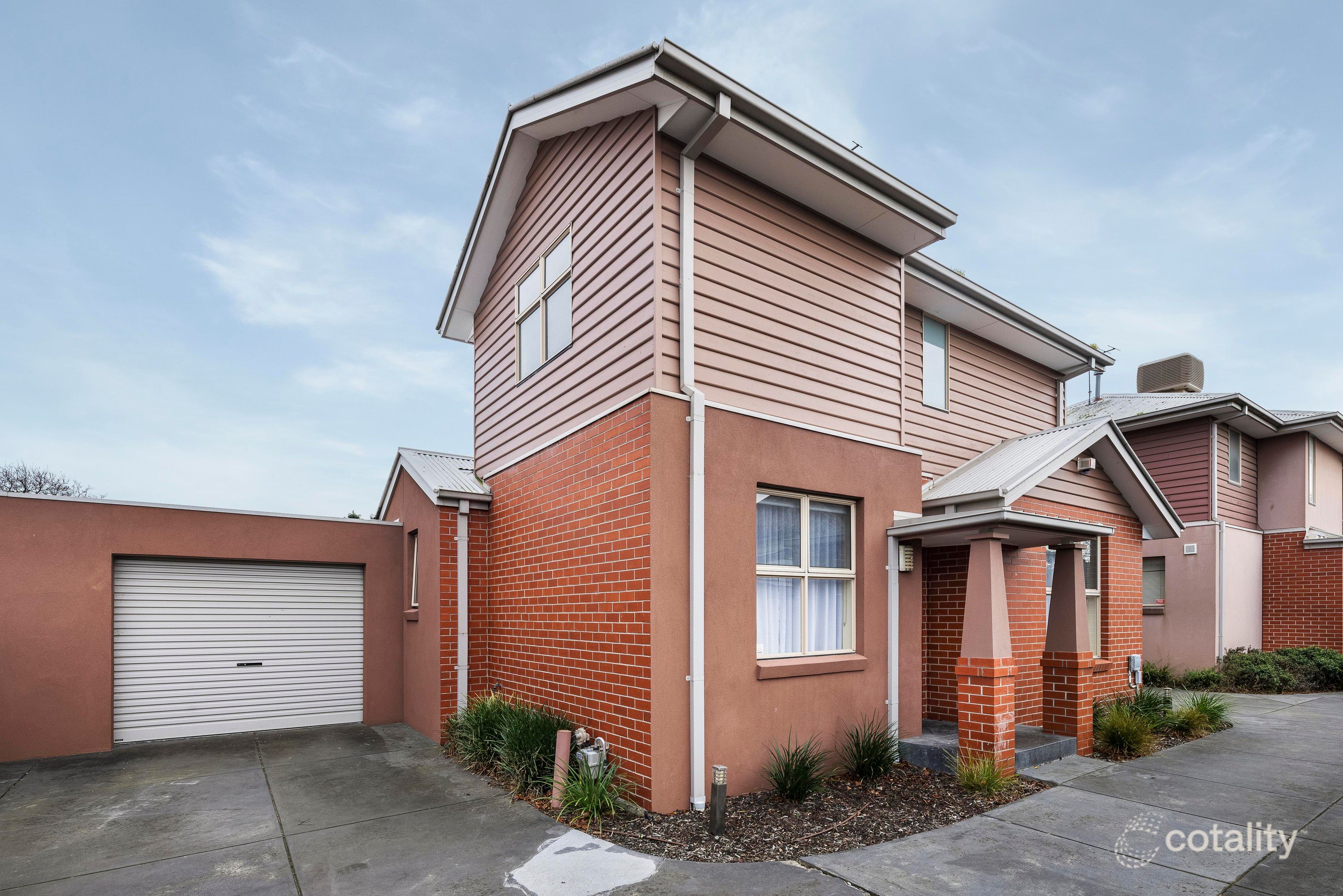 2/110 Ford St, Ivanhoe, VIC 3079