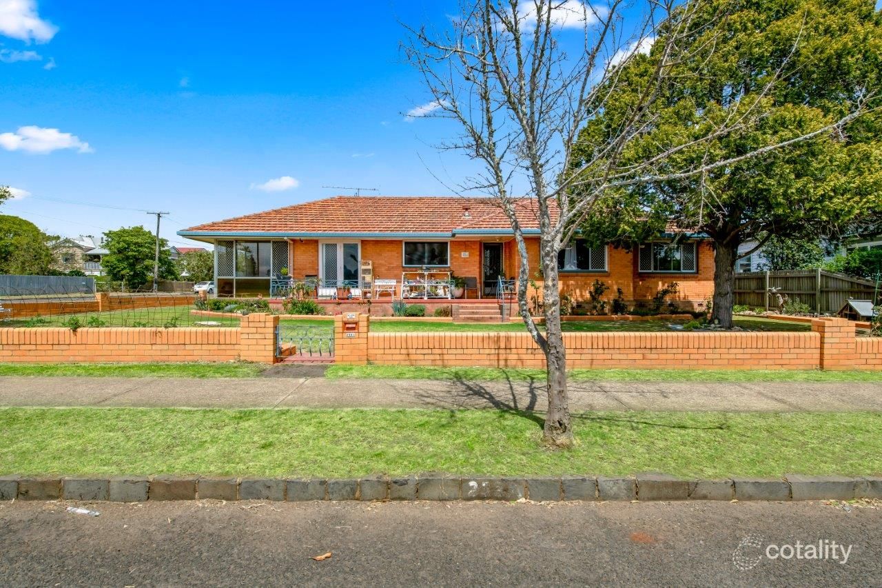 252a Campbell St, Newtown, QLD 4350