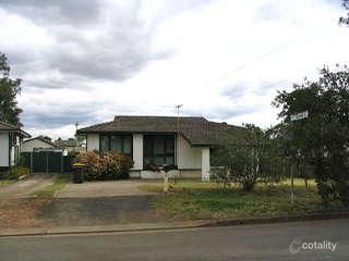 8 Hartog Ave, Willmot, NSW 2770