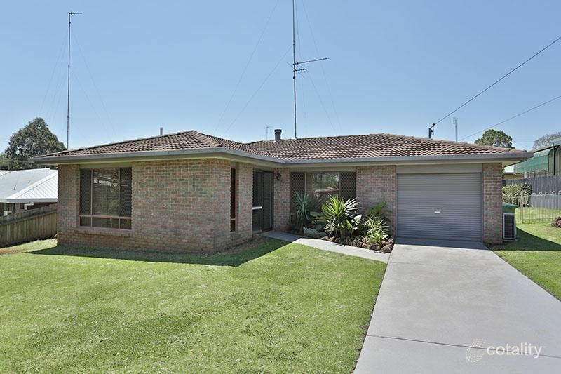 39 Lindberg St, Wilsonton, QLD 4350