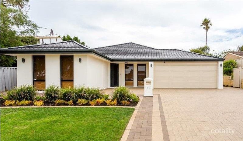12 Holcombe Rd, Warnbro, WA 6169