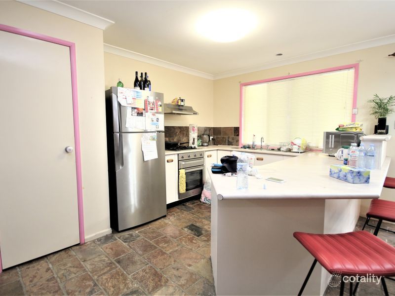 68 Clarendon Cct, Forest Lake, QLD 4078