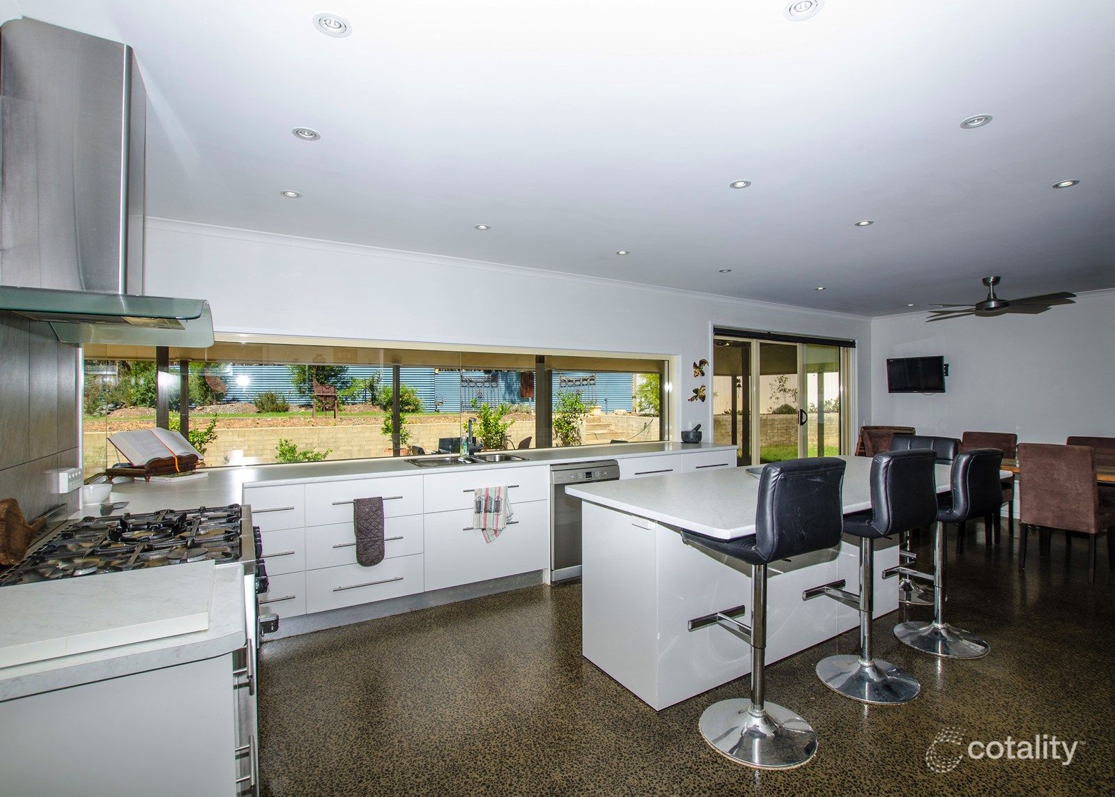 25 Mcnamara Dr, Eppalock, VIC 3551
