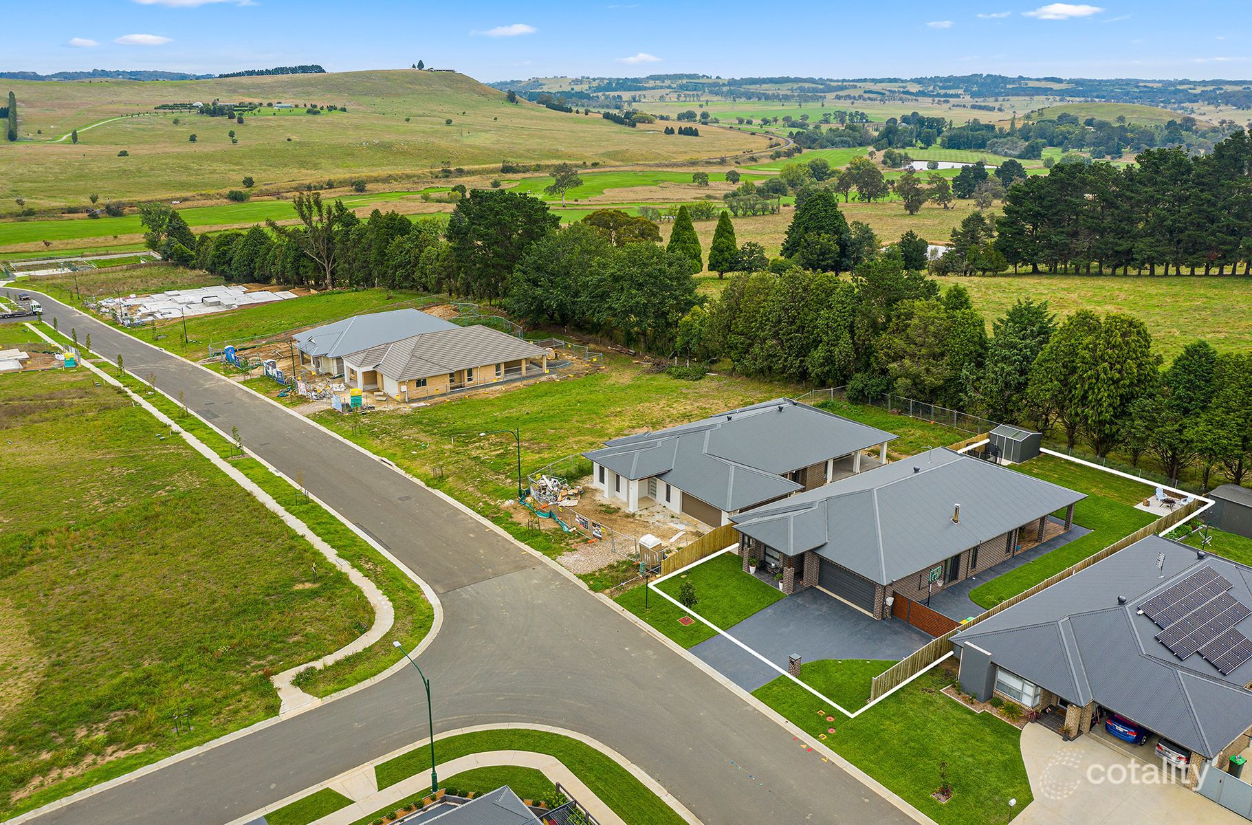125 Darraby Dr, Moss Vale, NSW 2577