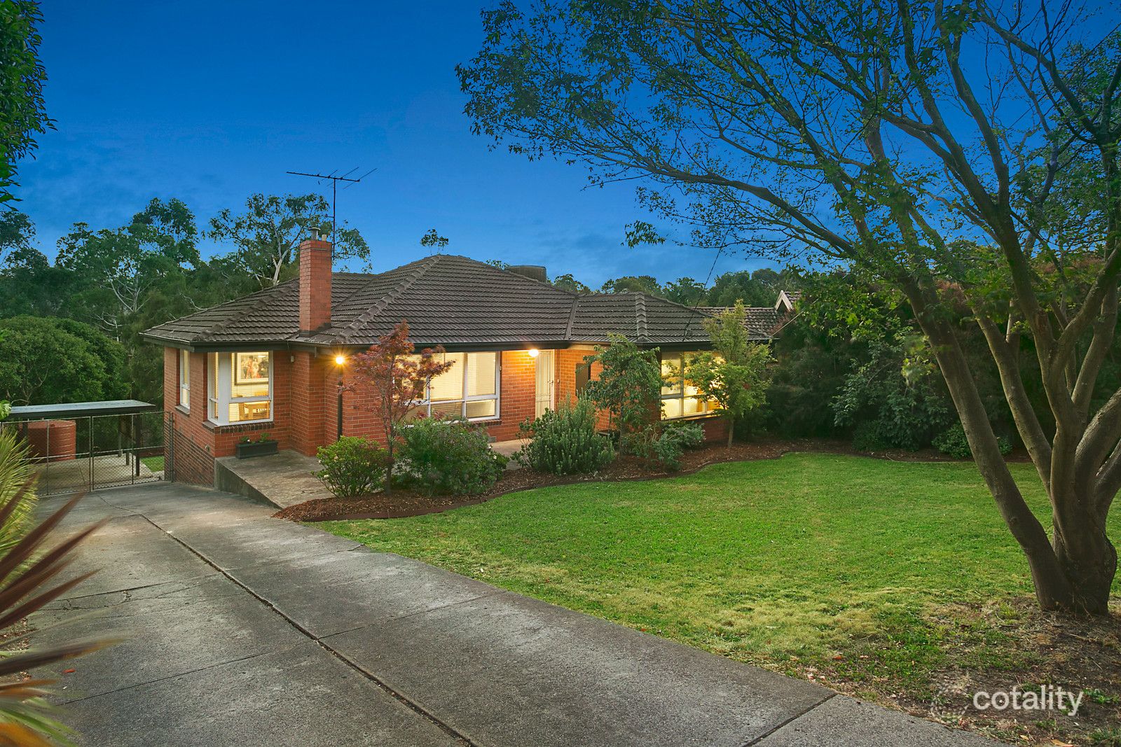 72 Bowen Rd, Doncaster East, VIC 3109