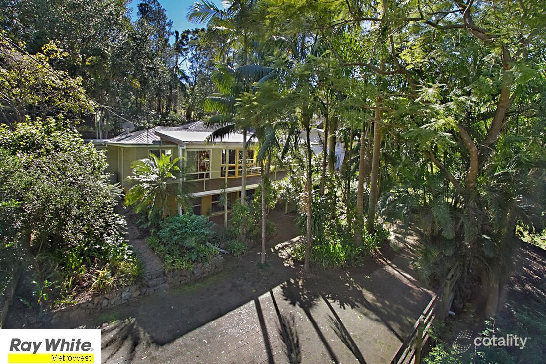 461 Simpsons Rd, Bardon, QLD 4065