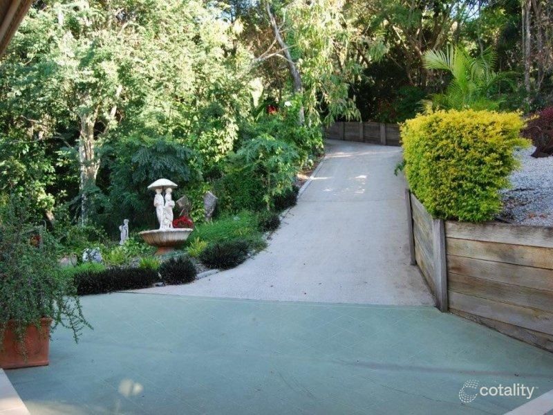 5 Bahrview Dr, Bahrs Scrub, QLD 4207